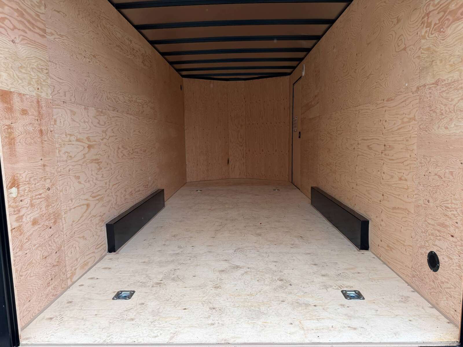 Photo of 2026 Royal 7.5x18 Cargo Enclosed Trailer Heavy Duty 11400lb GVW w/ Ramp Door Gloss Black (GSR)