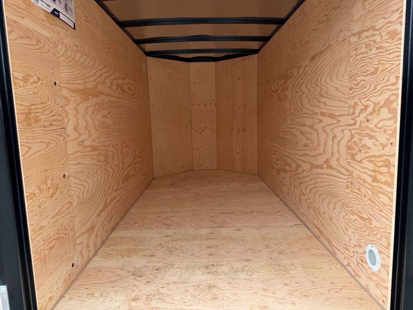 Photo of 2026 Royal Cargo 5x10 Cargo Enclosed Trailer V Nose Ramp Door White (GSR)