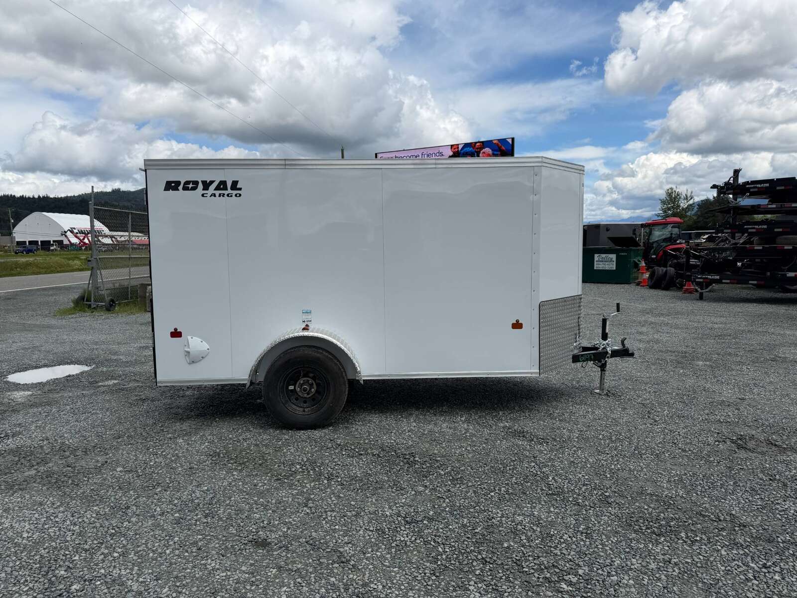 Photo of 2026 Royal Cargo 5x10 Cargo Enclosed Trailer V Nose Ramp Door White (GSR)