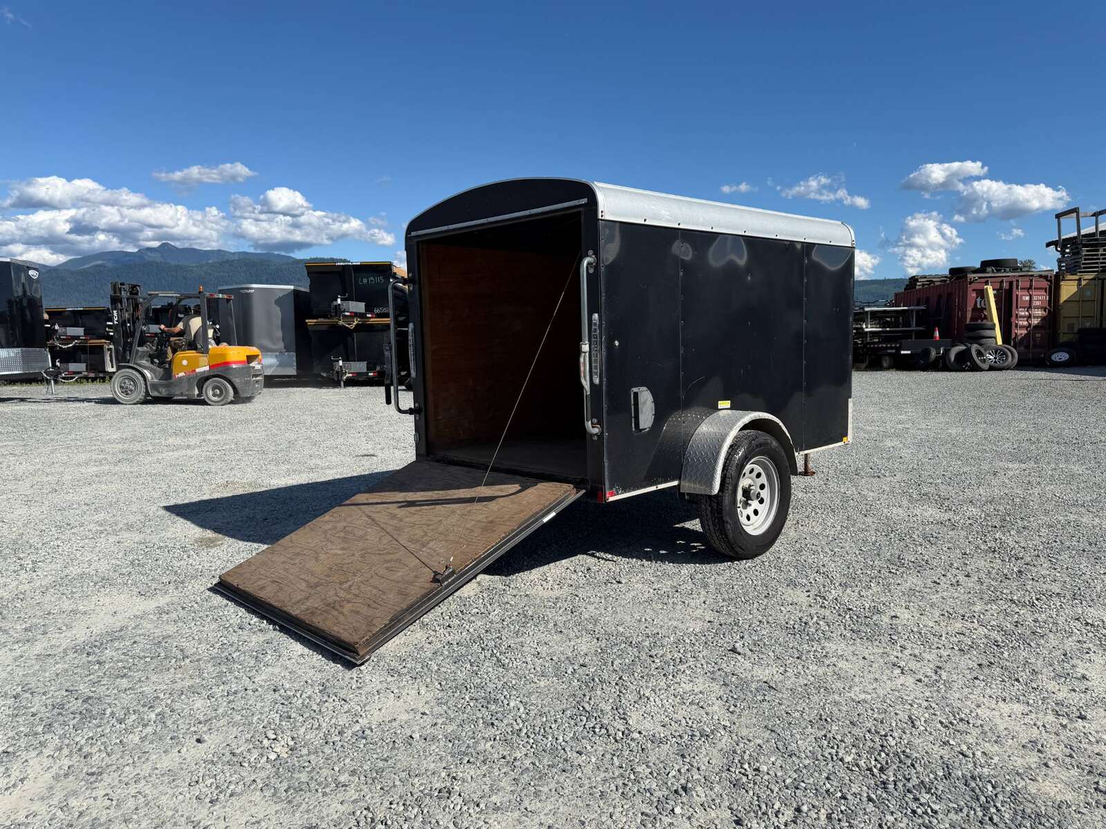 Photo of Pre Owned Used 2017 Mirage 5x8 Cargo / Enclosed Trailer Black Ramp Door 2990lb GVW