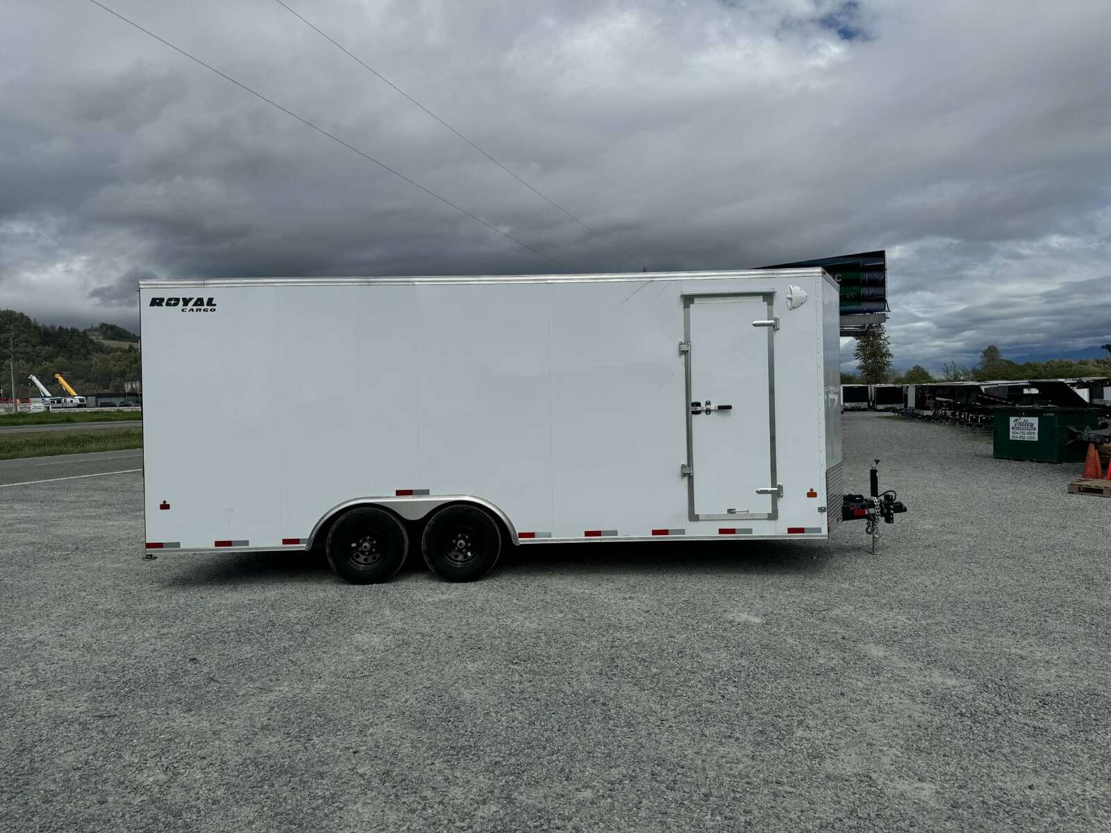 Photo of 2026 Royal Cargo 8.5x20 +V Nose 11,400lb Cargo / Enclosed Trailer Car Hauler Extra Height Ramp Door White (GSR)