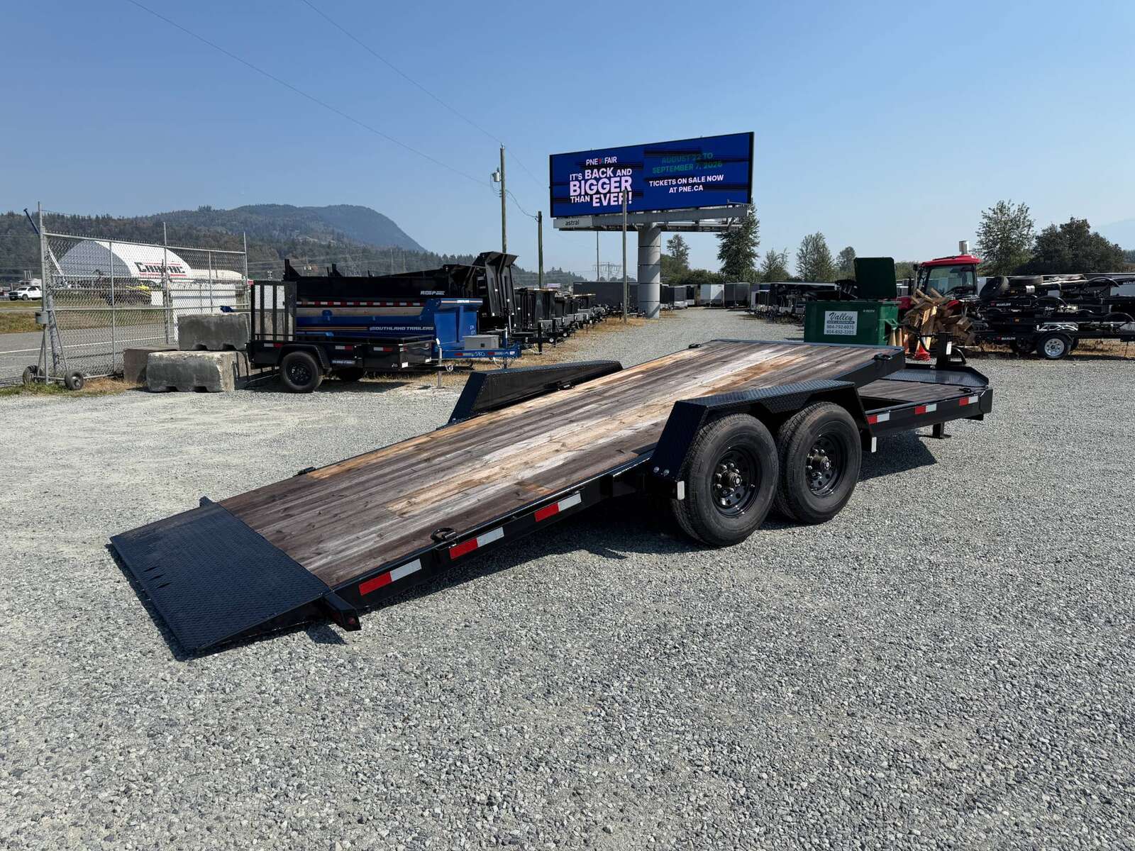 Photo of Pre Owned Used 2026 Southland Tilt Deck 16+4 Flatdeck Equipment 17,000lb GVW Trailer