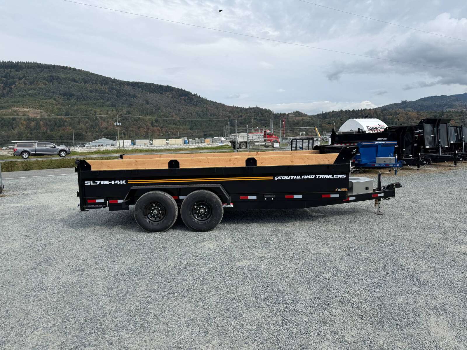 Photo of 2027 Southland 7x16 Dump Trailer 15,400lbs GVW with Tarp And Ramps (SL716-14K)