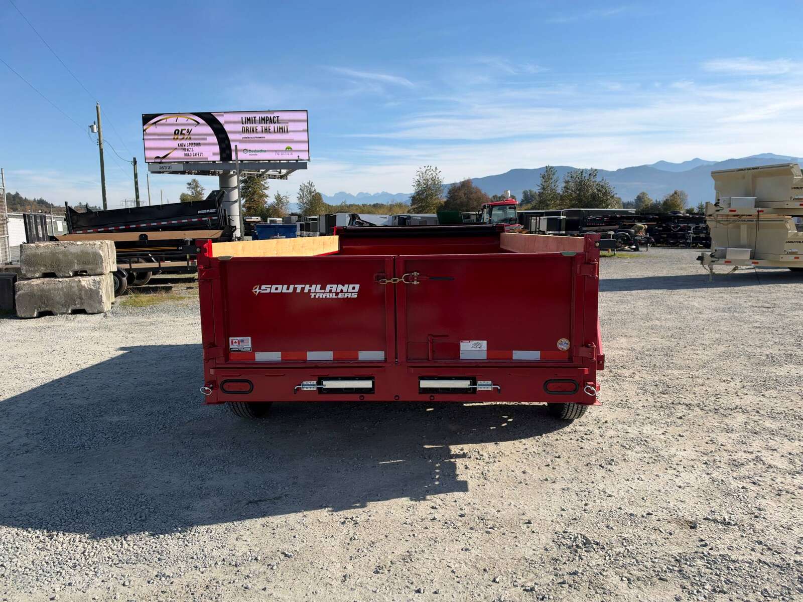 Photo of 2027 Southland 7x14 Dump Trailer 15,400lbs GVW with Tarp And Ramps RED (SL714-14K)