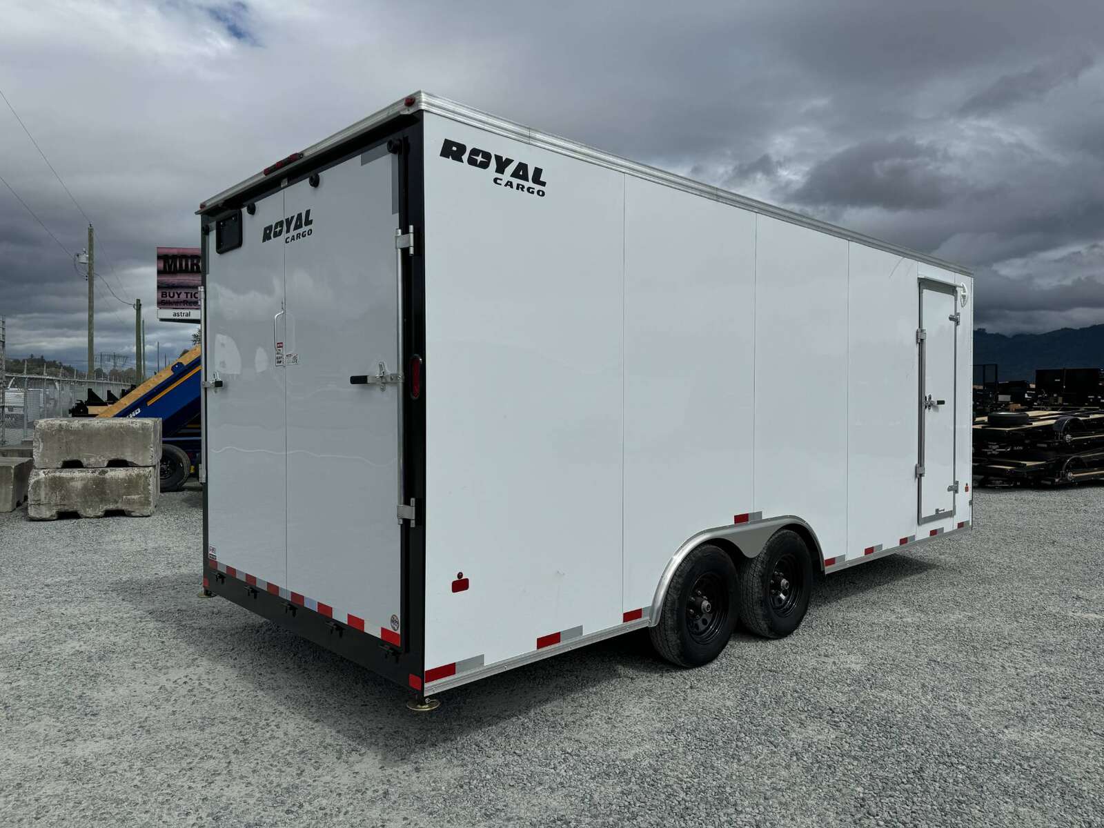 Photo of 2025 Royal Cargo 8.5x20 +V Nose 11,400lb Cargo / Enclosed Trailer Car Hauler Extra Height Ramp Door White