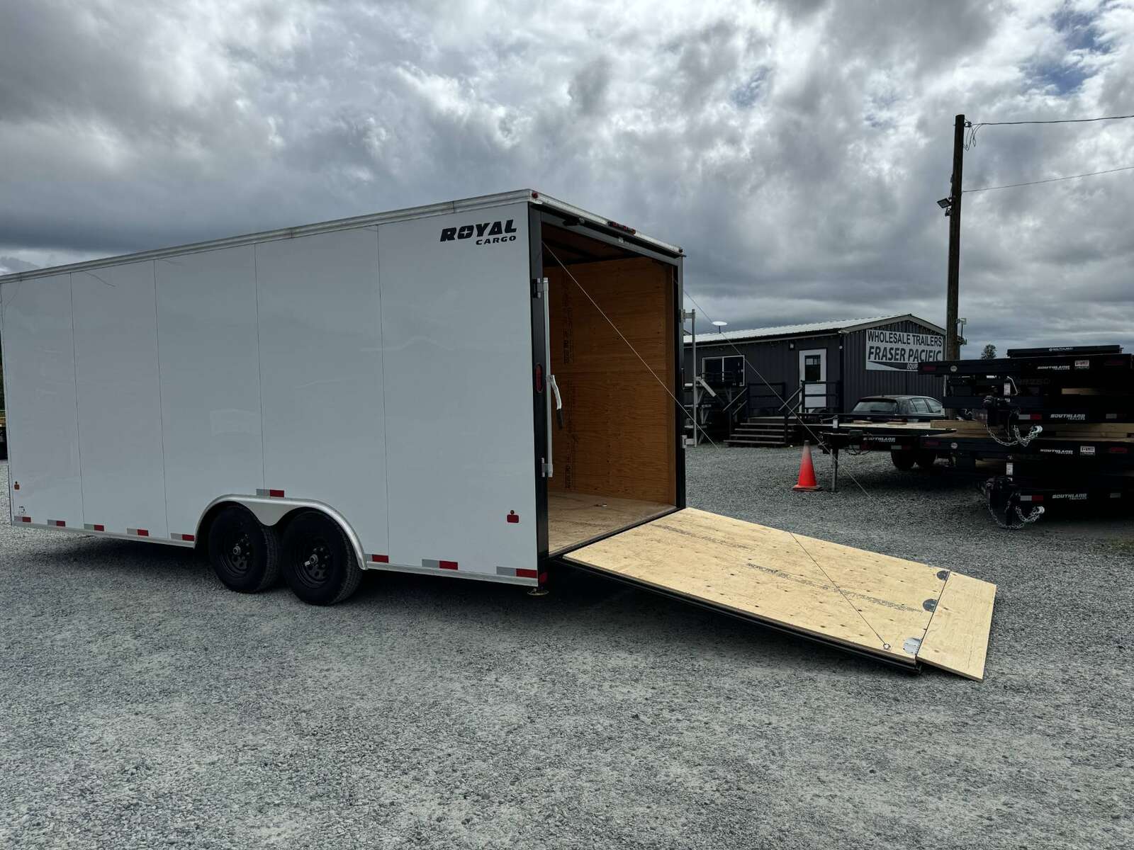 Photo of 2025 Royal Cargo 8.5x20 +V Nose 11,400lb Cargo / Enclosed Trailer Car Hauler Extra Height Ramp Door White