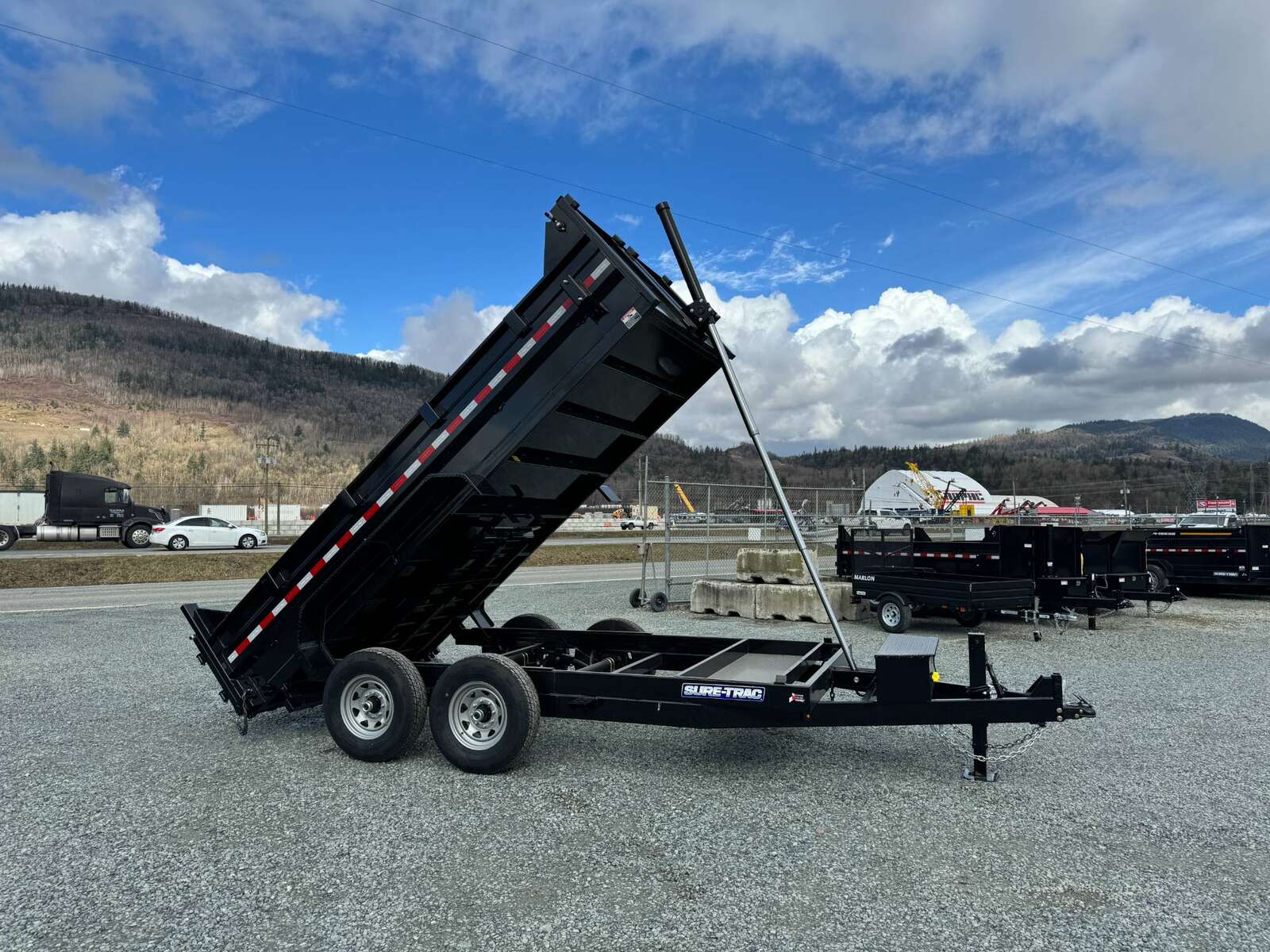 Photo of New SureTrac 7x14 Telescopic Hoist Dump Trailer 14,000lbs GVW w/ Ramps and Tarp