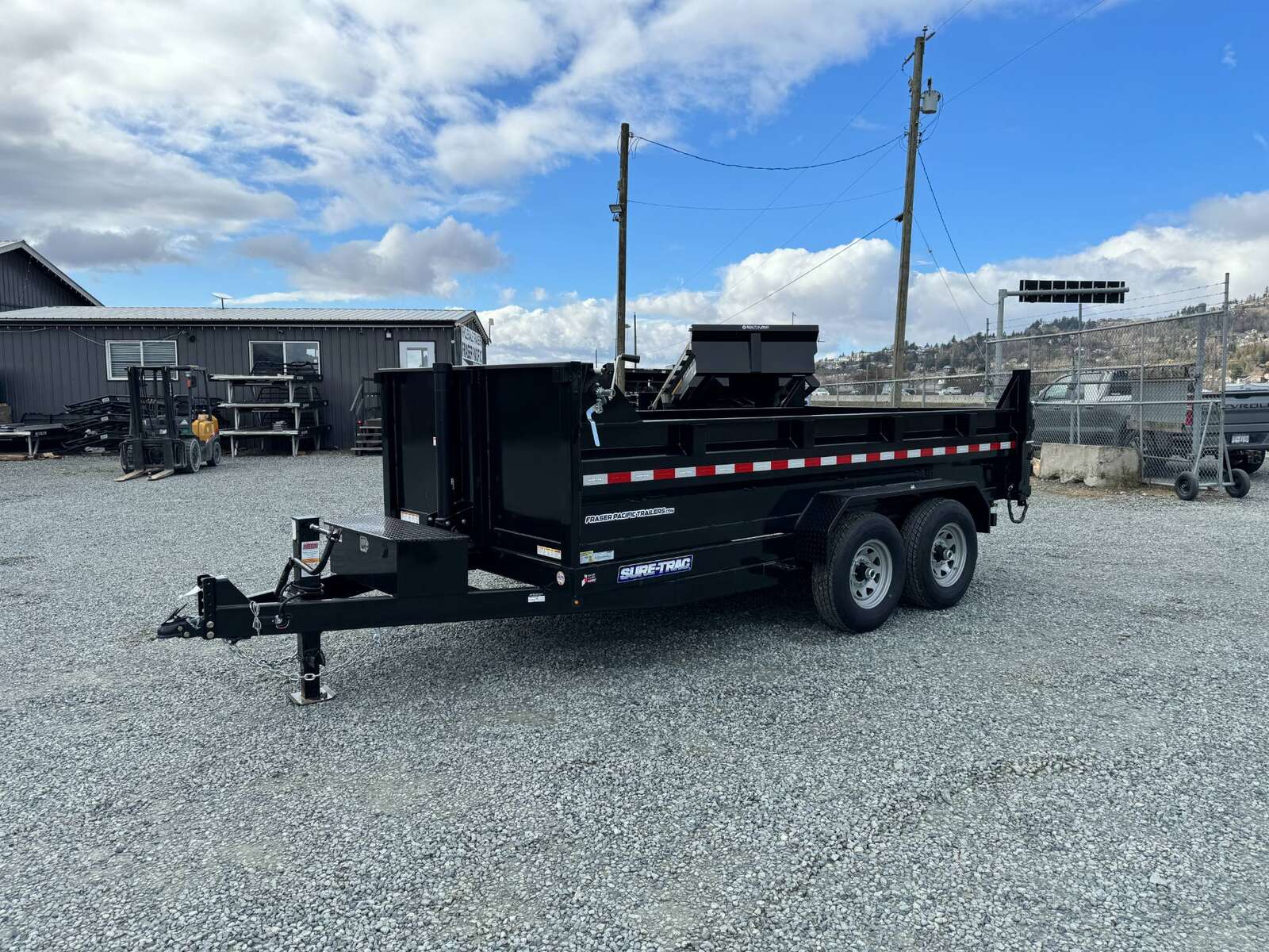 Photo of New SureTrac 7x14 Telescopic Hoist Dump Trailer 14,000lbs GVW w/ Ramps and Tarp