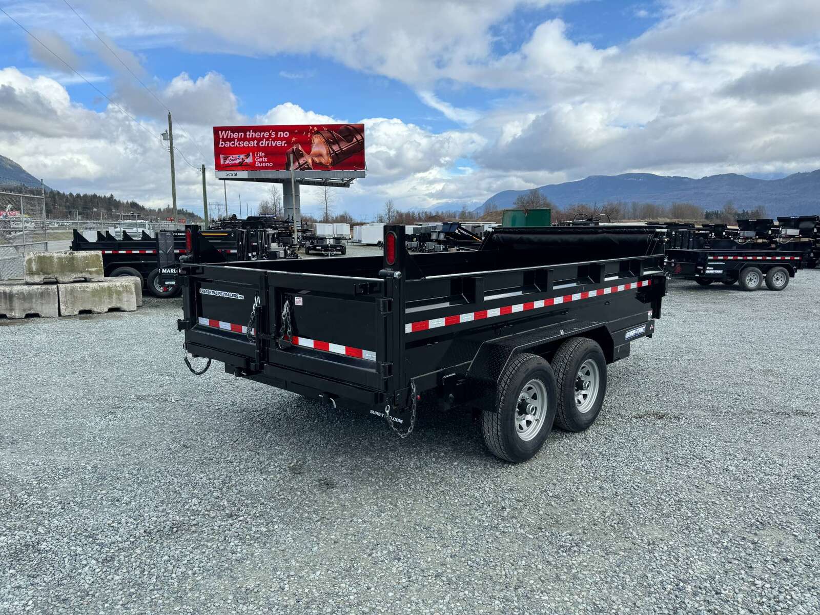 Photo of New SureTrac 7x14 Telescopic Hoist Dump Trailer 14,000lbs GVW w/ Ramps and Tarp