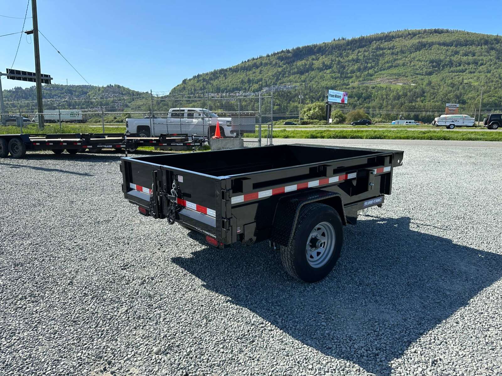 Photo of 2024 Suretrac 5x8 Dump Trailer 5000lb GVW