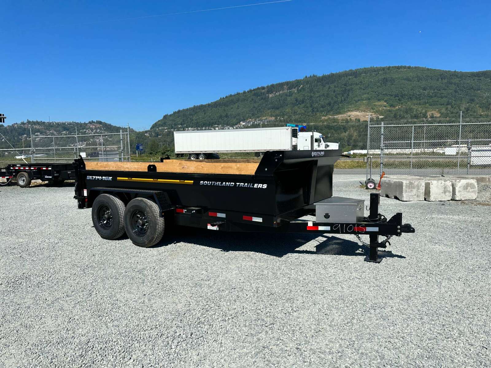 Photo of New Southland Trailers 7x14 Dump Trailer 17,000lbs w/Tarp And Ramps (SL714-16K)